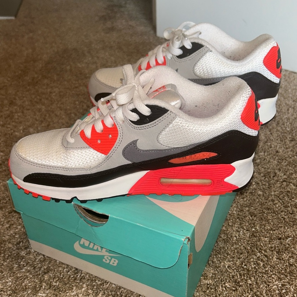 Nike Air Max 90 Infrared